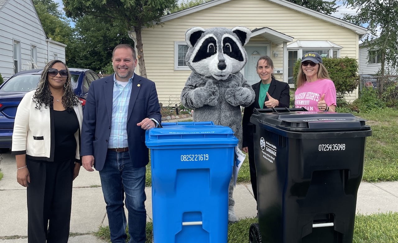 Madison Heights recognized as among Michigan’s ‘community recycling champions’ for historic rollout of free curbside recycling and trash carts to more than 10,300 households